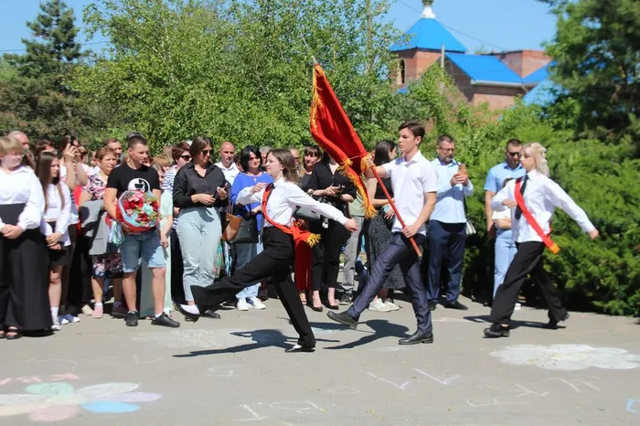 photo_5368811735814889070_w