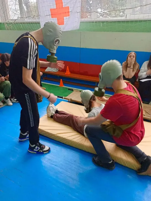 photo_5375382898338813240_y