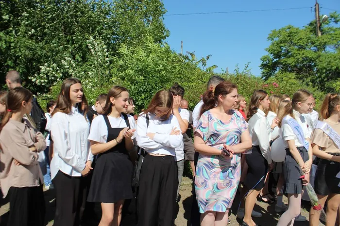 photo_5368811735814889020_w