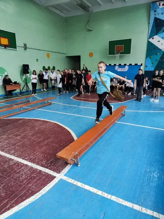 photo_5377632941510874835_y