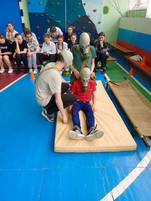 photo_5375382898338813239_y