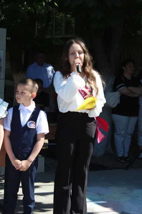 photo_5368811735814889046_w