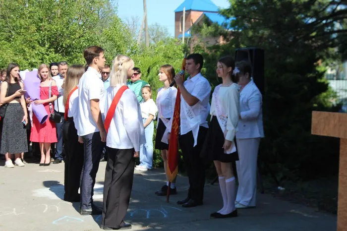 photo_5368811735814889002_w