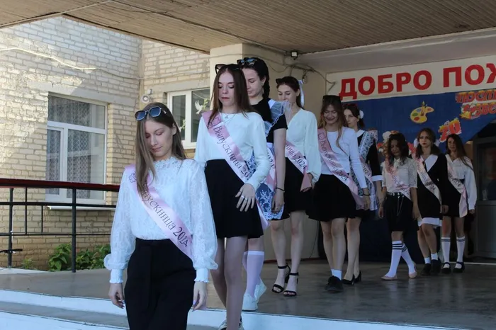 photo_5368811735814888984_w