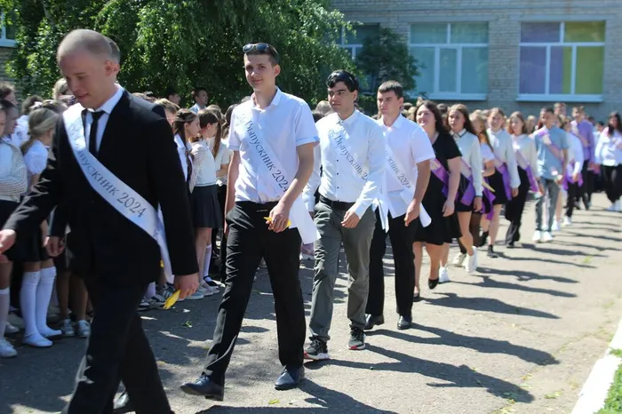 photo_5368811735814889076_w