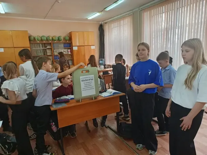 e5873c33-933c-41a1-a989-59e8533d2373