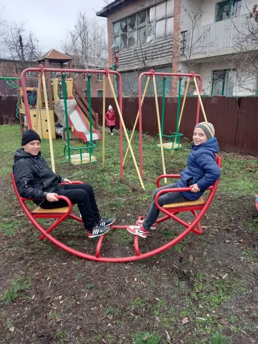 9963c1f6-b8bb-403d-9563-3e655e6cb5ea