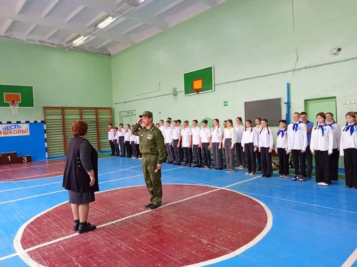 photo_5375382898338813273_y