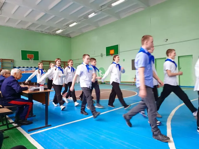 photo_5375382898338813267_y