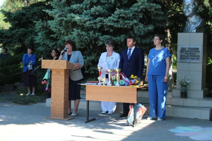 photo_5368811735814889003_w