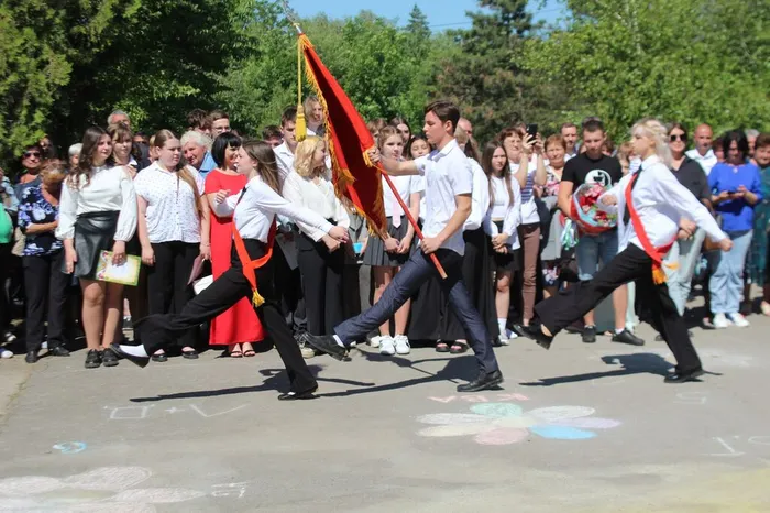 photo_5368811735814889071_w