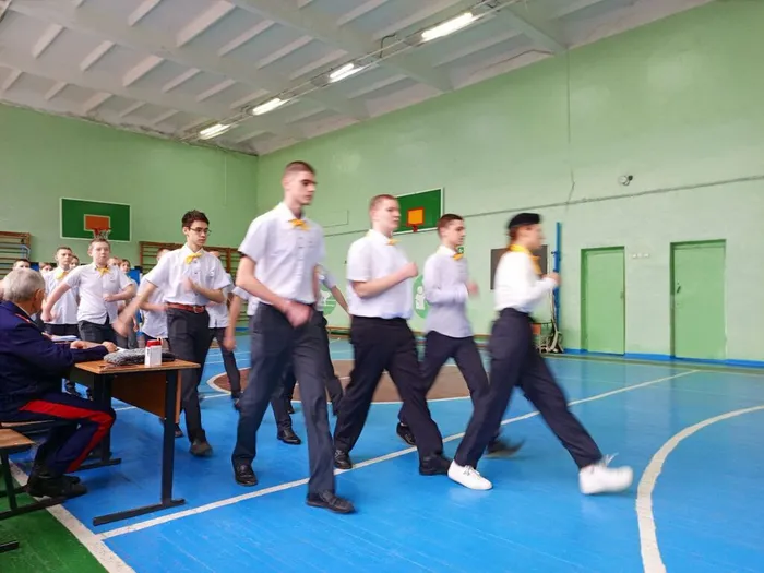 photo_5375382898338813262_y