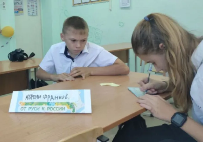 photo_5438566785000530826_y