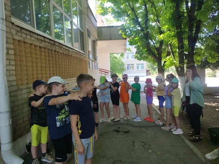 photo_5402475388833226621_y