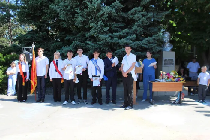 photo_5368811735814889039_w