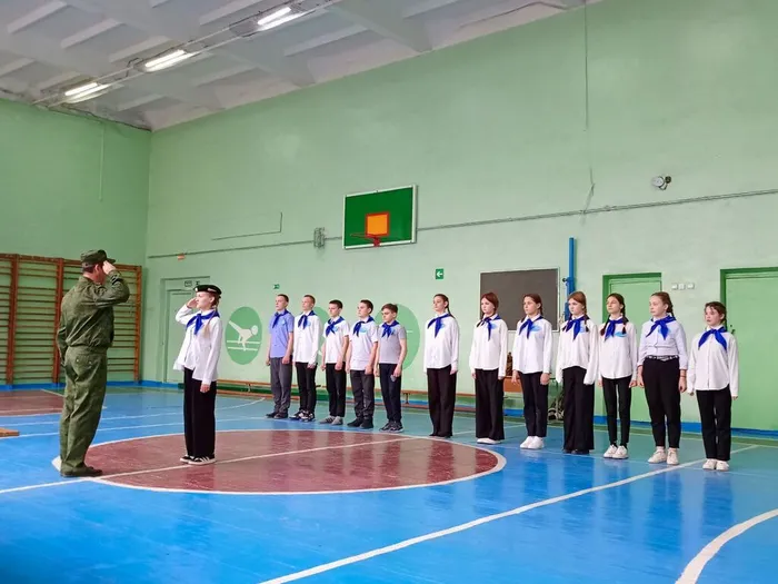 photo_5375382898338813266_y