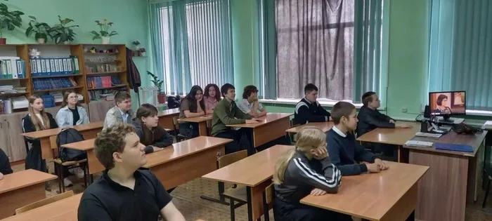 65ce02ea-5bf2-42e2-81e3-58b3213e8b37